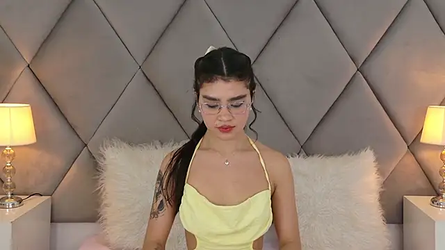 OliviaDiaz online show from May 2026 08:15:02 PM
