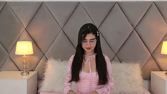 OliviaDiaz online show from May 2026 08:20:02 PM