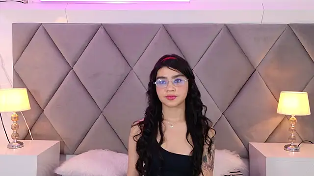 OliviaDiaz online show from March 2026 08:54:02 PM