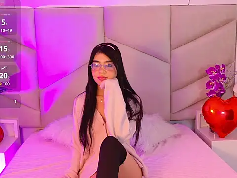 OliviaDiaz online show from March 2026 01:58:01 PM