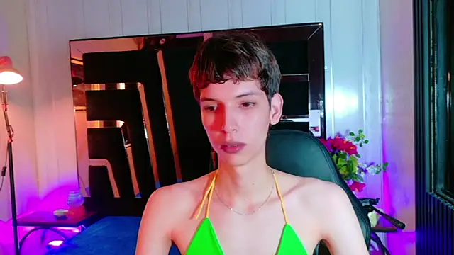 Stefany PiInk online show from May 2026 12:39:01 PM