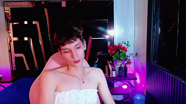 Stefany PiInk online show from May 2026 08:28:02 PM