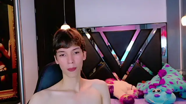 Stefany PiInk online show from June 2026 12:32:02 PM