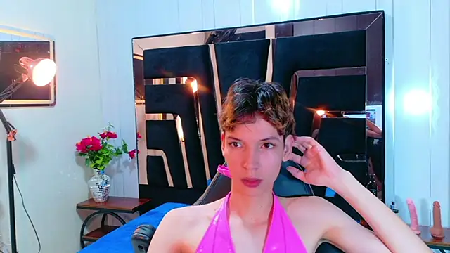 Stefany PiInk online show from April 2026 12:22:01 PM