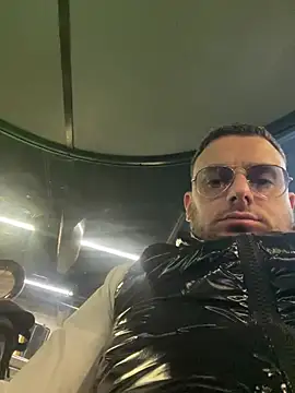 tonyboys19418 online show from March 2026 09:07:01 PM