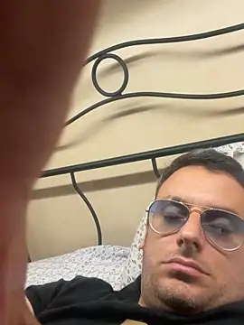 tonyboys19418 online show from March 2026 11:17:02 PM