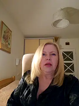 JanieLight53 online show from March 2026 12:32:01 AM