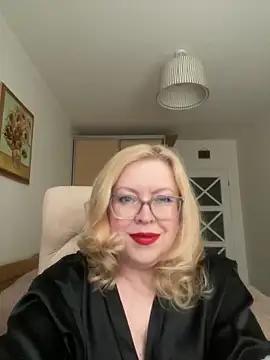 JanieLight53 online show from April 2026 03:57:01 PM