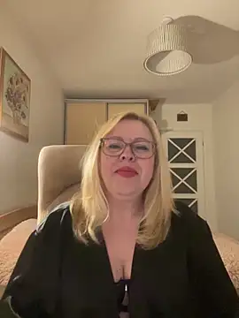 JanieLight53 online show from May 2026 08:50:02 PM