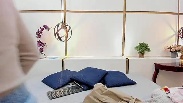 BrendaCantorel online show from April 2026 11:55:01 AM