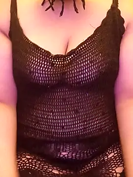 Snapshot of karamil69sxx chatting on March 2026 12:23:01 AM karamil69sxx online show from March 2026 12:23:01 AM