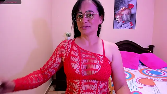 sara florez12 online show from May 2026 11:08:01 AM