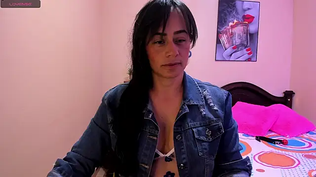sara florez12 online show from May 2026 11:05:02 AM