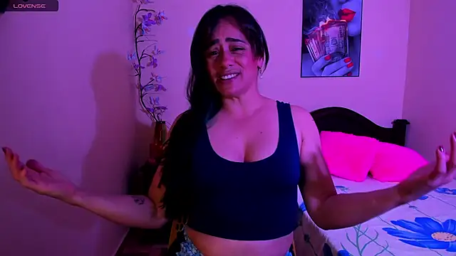 Snapshot of sara_florez12 chatting on July 2026 11:06:01 AM sara florez12 online show from July 2026 11:06:01 AM