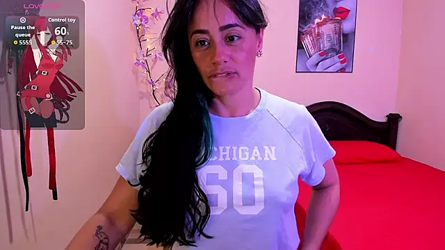 Snapshot of sara_florez12 chatting on July 2026 11:21:01 AM sara florez12 online show from July 2026 11:21:01 AM