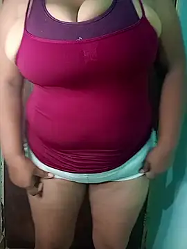latina bigtitss online show from May 2026 05:12:01 AM