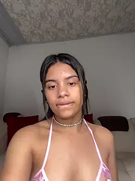 Jarilin-Mia online show from April 2026 03:35:01 AM