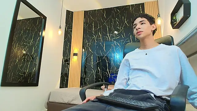 ValeriHot 1 online show from April 2026 02:48:01 AM