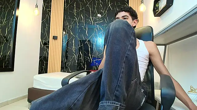 ValeriHot 1 online show from April 2026 03:08:02 AM