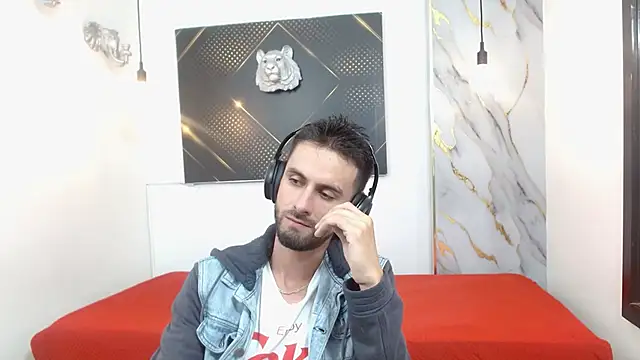 KingOfTemptation online show from April 2026 03:46:02 AM