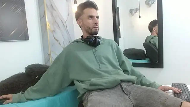 KingOfTemptation online show from April 2026 03:44:02 AM