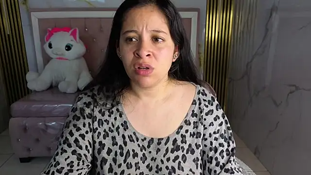 sara tellez s online show from May 2026 03:14:01 AM