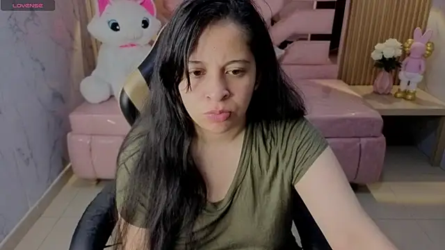 Snapshot of sara_tellez_s chatting on June 2026 03:24:02 AM sara tellez s online show from June 2026 03:24:02 AM