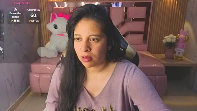 Snapshot of sara_tellez_s chatting on June 2026 03:05:02 AM sara tellez s online show from June 2026 03:05:02 AM