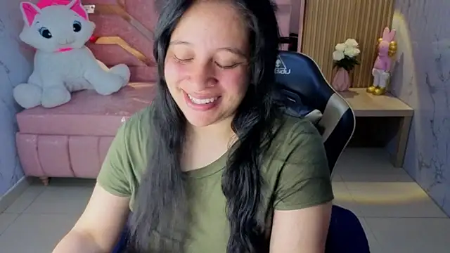Snapshot of sara_tellez_s chatting on June 2026 03:08:02 AM sara tellez s online show from June 2026 03:08:02 AM