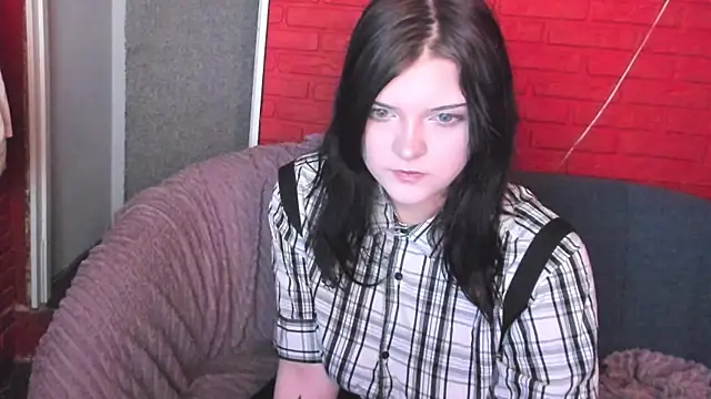 EsterTwilight online show from April 2026 03:40:02 PM