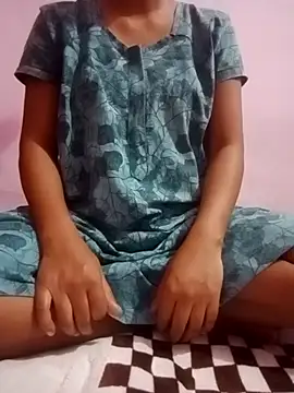 yesmam36 online show from April 2026 04:53:02 PM