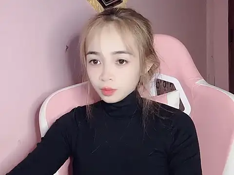 Odile068 online show from March 2026 07:06:02 PM