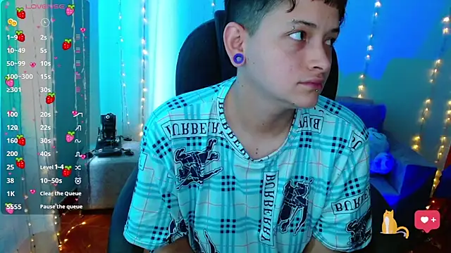 felipehftm online show from March 2026 06:02:01 PM