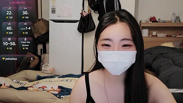 Snapshot of Berry_Chuu chatting on June 2026 07:56:01 PM Berry Chuu online show from June 2026 07:56:01 PM