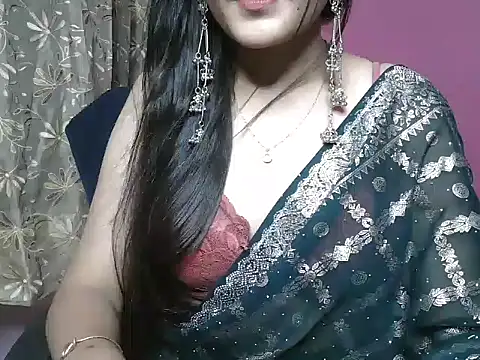Snapshot of Sonam-kapur1 chatting on May 2026 04:04:01 PM Sonam-kapur1 online show from May 2026 04:04:01 PM