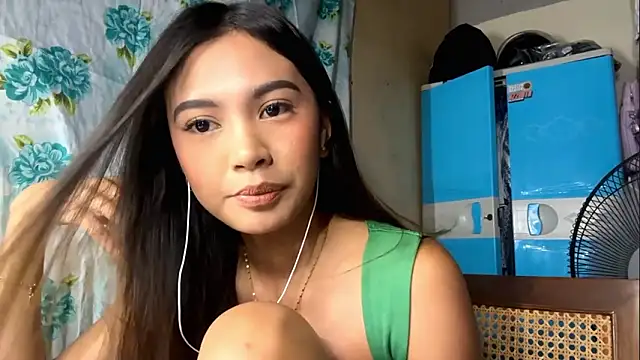 LilianBlevans online show from March 2026 04:32:02 PM