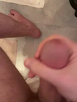 curiousdaddyy21 online show from May 2026 06:17:02 PM