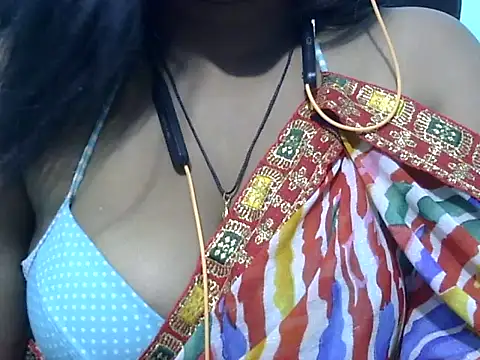 Rashmi hotgirl online show from April 2026 01:35:01 PM