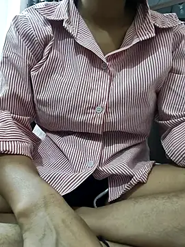 nidhii nude online show from April 2026 05:39:01 PM