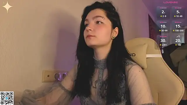 Snapshot of Luna_Moon13 chatting on April 2026 12:47:02 AM Luna Moon13 online show from April 2026 12:47:02 AM