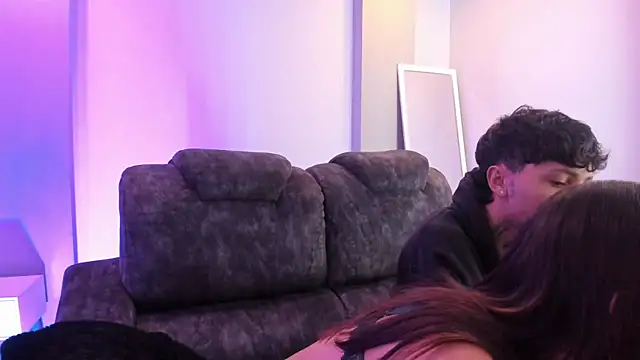 Sky n Zayn online show from April 2026 12:51:01 PM