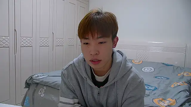 Similu-001 online show from March 2026 01:16:02 PM