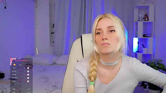 Myfeet inyourmouth online show from April 2026 06:09:02 PM