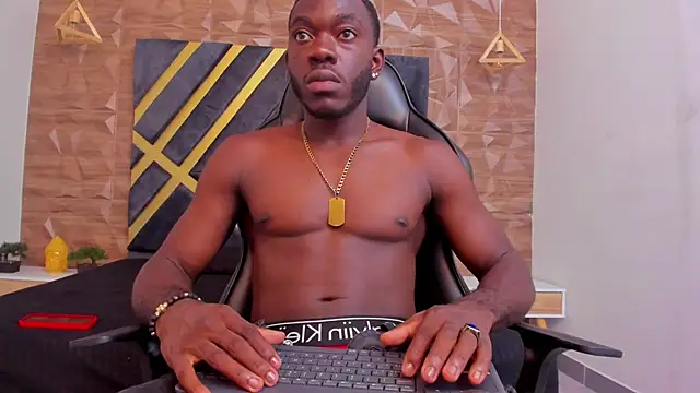 Snapshot of Oliver_Laurent_ chatting on March 2026 11:09:01 PM Oliver Laurent online show from March 2026 11:09:01 PM