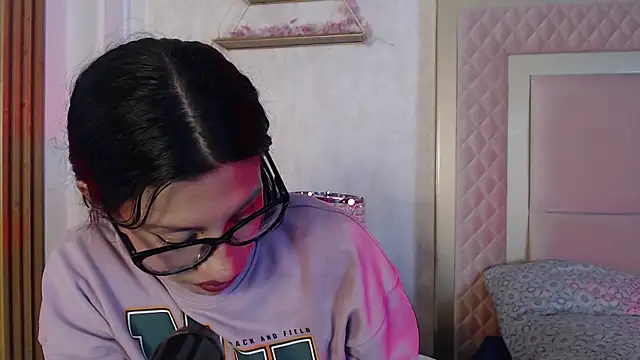 Madii  online show from April 2026 12:28:01 PM