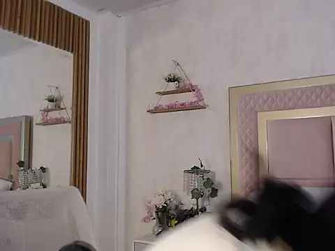 Madii  online show from April 2026 12:22:01 PM