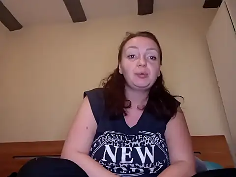 Bella-Monroe online show from March 2026 06:56:01 PM