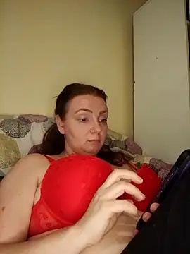 Bella-Monroe online show from April 2026 05:14:01 PM