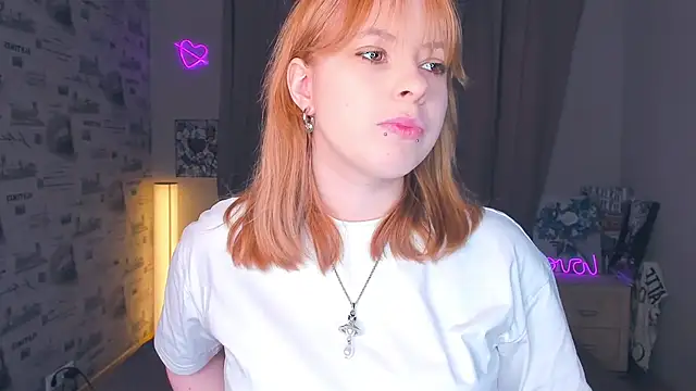 NiaHodge online show from March 2026 07:11:01 AM