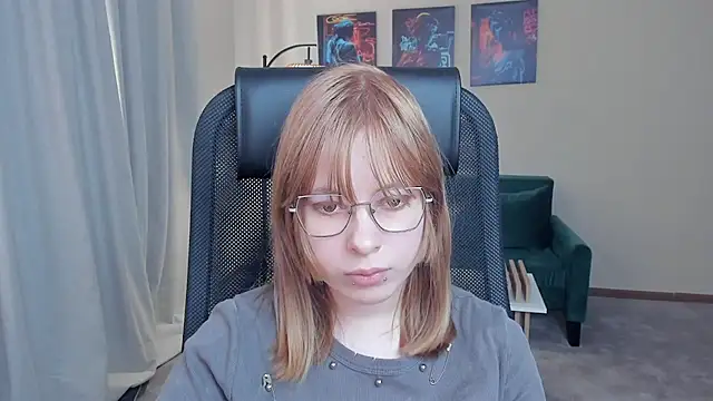 NiaHodge online show from March 2026 12:32:01 PM